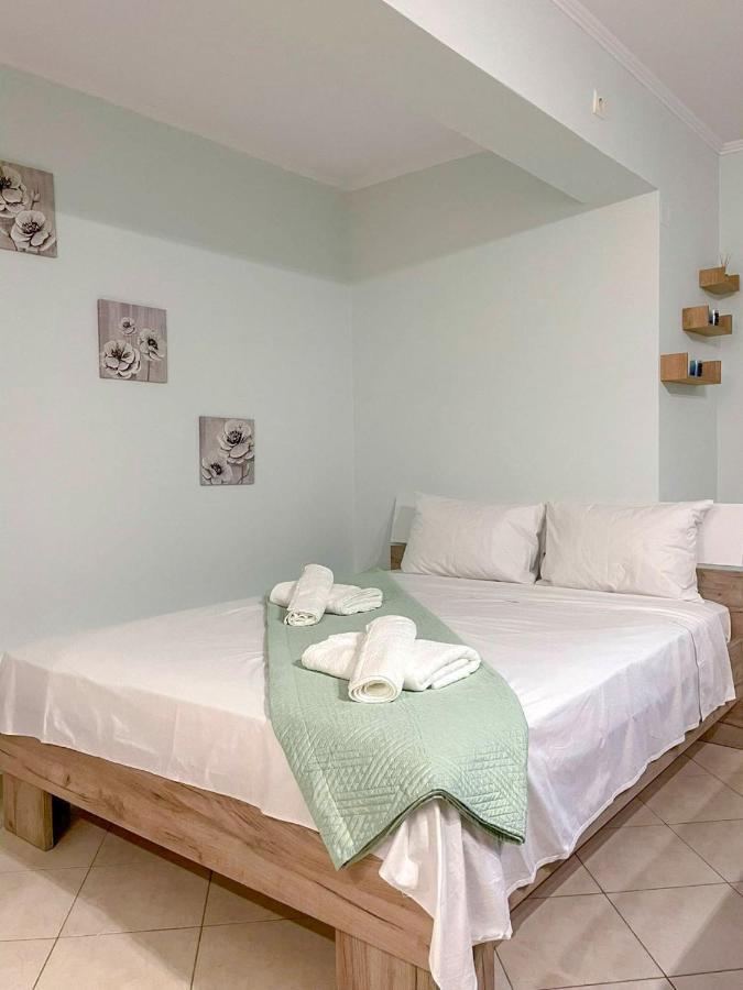 Eleni Studio Apartment Превеза Екстериор снимка