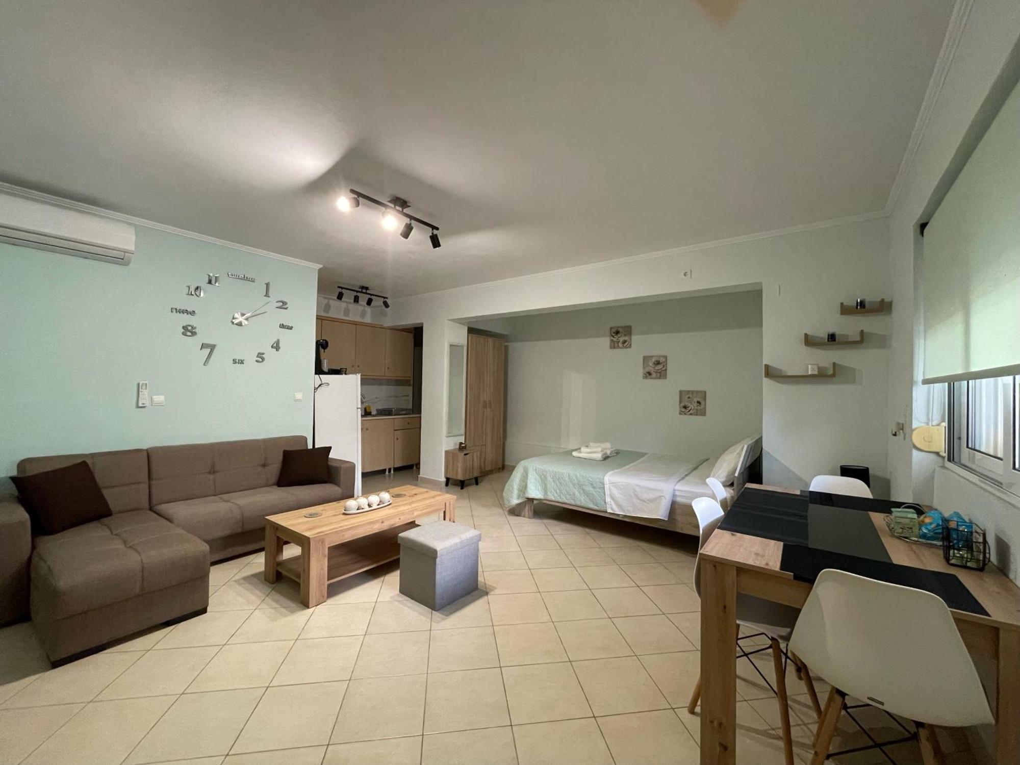 Eleni Studio Apartment Превеза Екстериор снимка